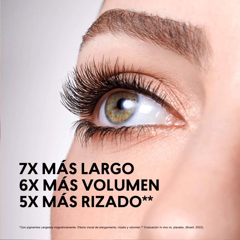 efecto-volumen-con-mascara-de-pestañas