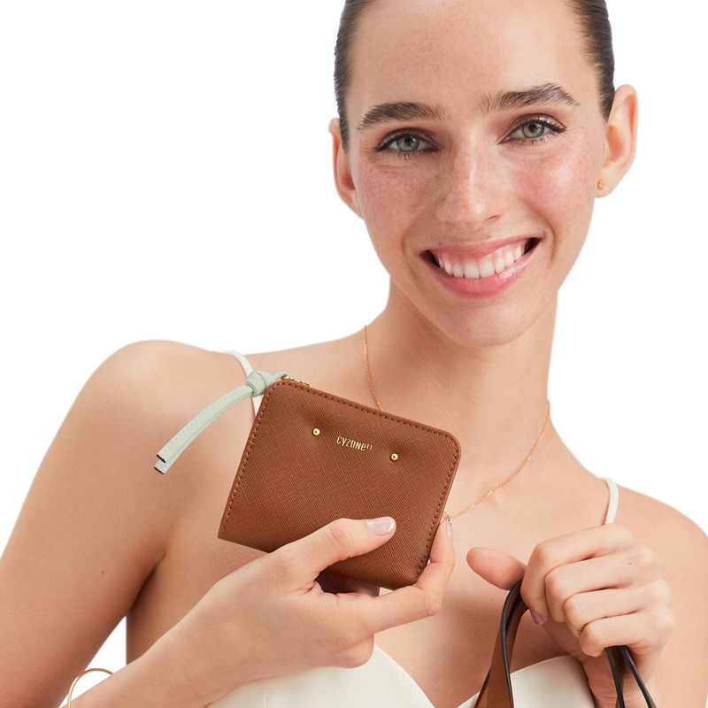 Monedero-para-mujer-marron-en-cuero-con-multiples-compartimentos.-¡Elegancia-y-funcionalidad-en-uno-