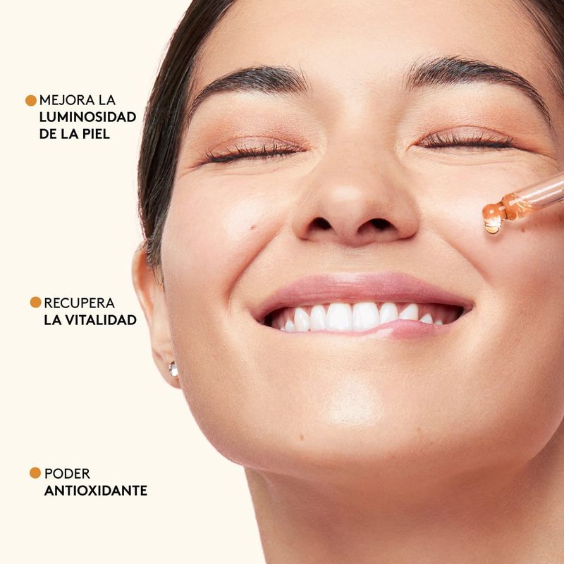 oleo-vitamina-C-complex-para-mayor-luminosidad-en-la-piel